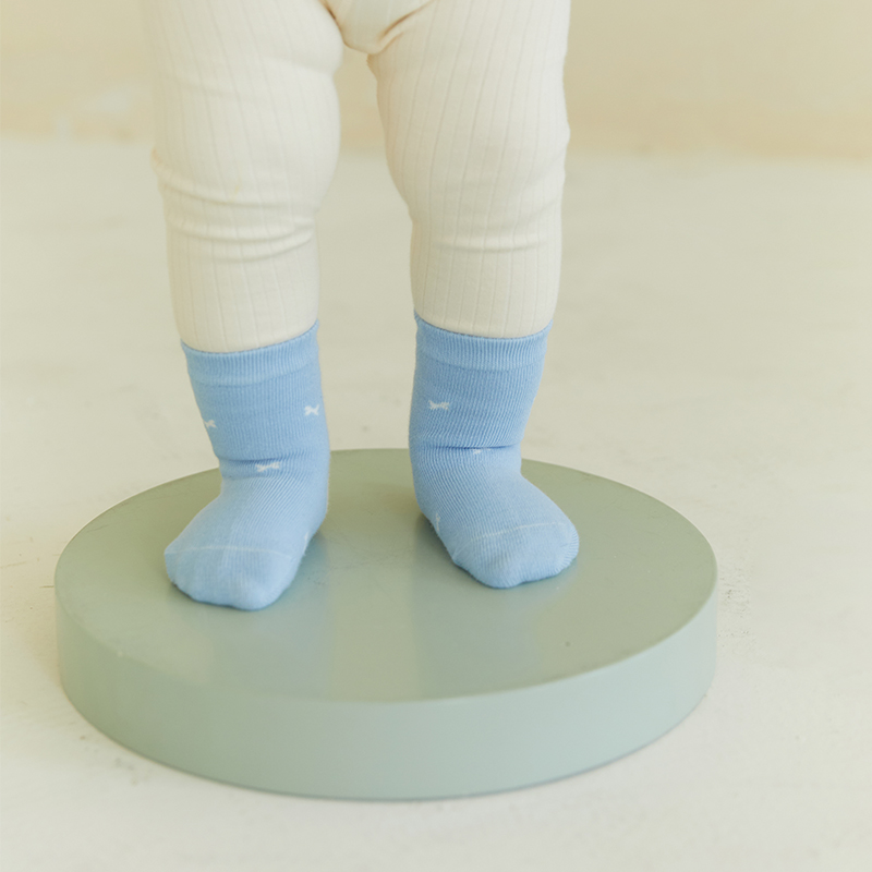 Calcetines de tobillo para bebé recién nacido con lindos patrones de animales en el talón