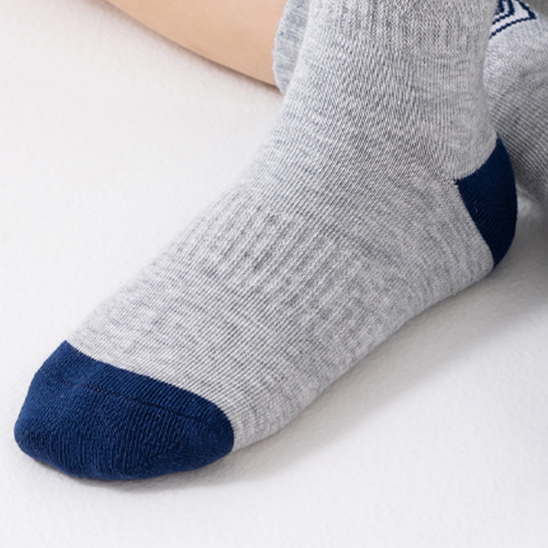 Calcetines deportivos juveniles de media caña